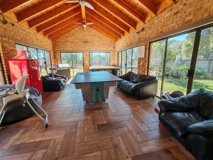 4 Bedroom Property for Sale in Vaalpark Free State